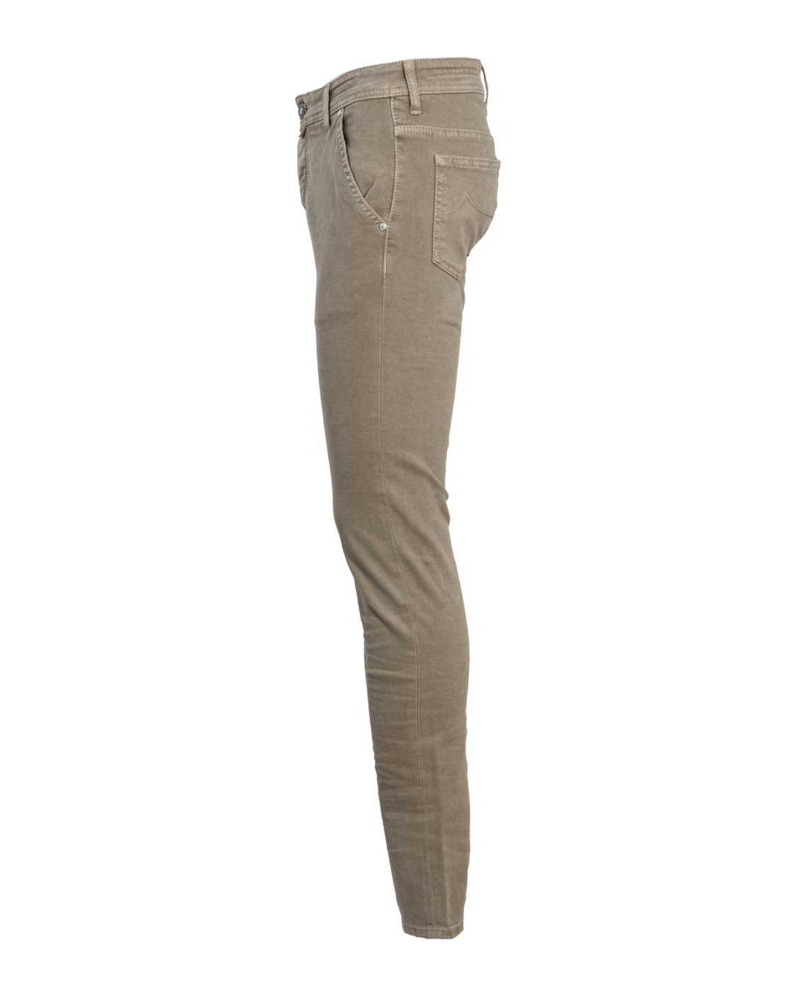 shop JACOB COHEN Saldi Jeans: Jacob Cohen pantalone in cotone elasticizzato.
Modello Leonard (ex 613) con tasca america.
Composizione: 97% cotone 3% elastan.
Made in Italy.. UQM0801 S3657-D37 number 5317096